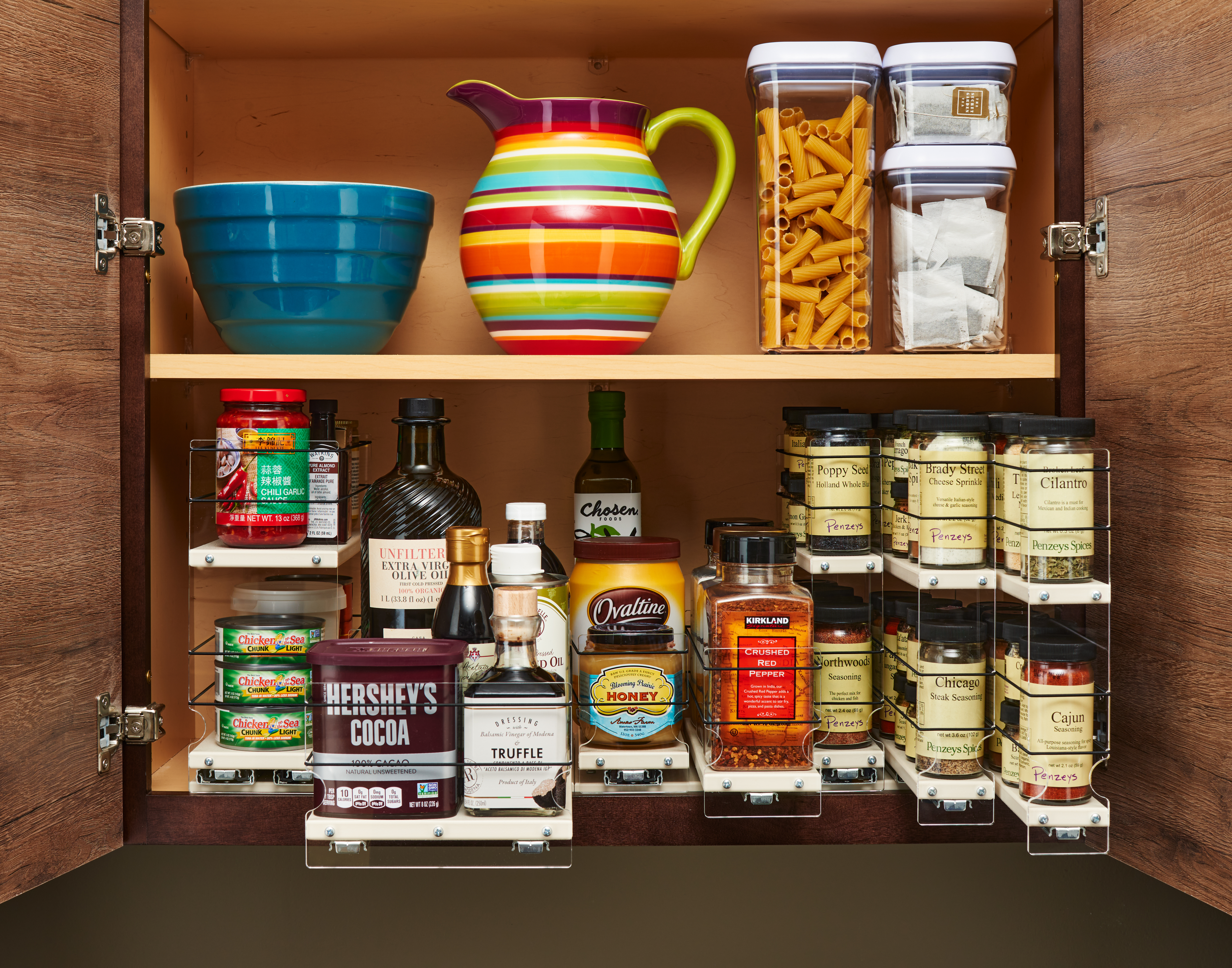 Vertical Spice Organizes Your Cabinet